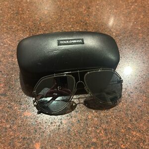 Dolce & Gabbana silver aviator women’s sunglasses in perfect condition